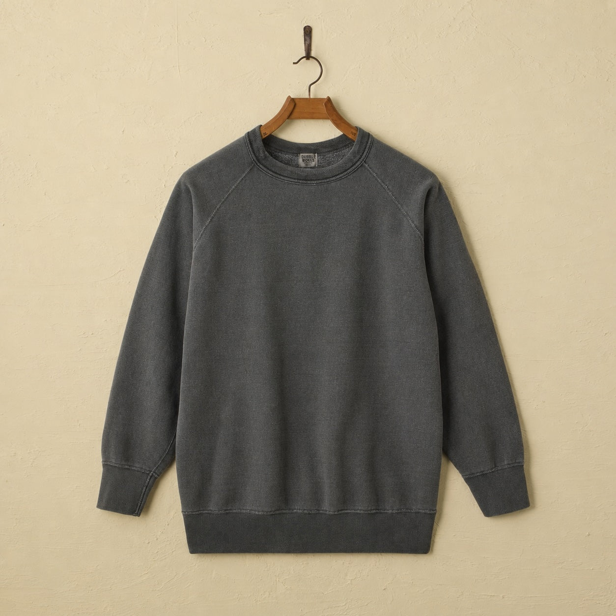 lot.83003PD FLATSEAMS RAGLAN SWEATSHIRT PIGMENT DYE<PD.SUMIKURO>