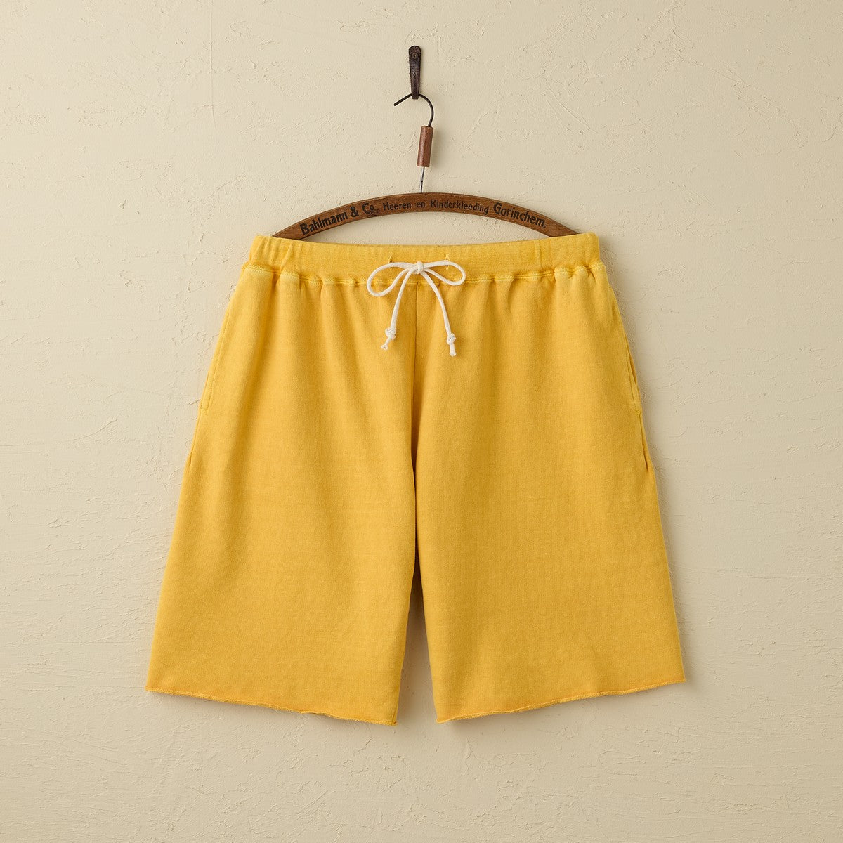 lot.84002PD SWEAT SHORT PANTS PIGMENT DYE (PD.GOLD)