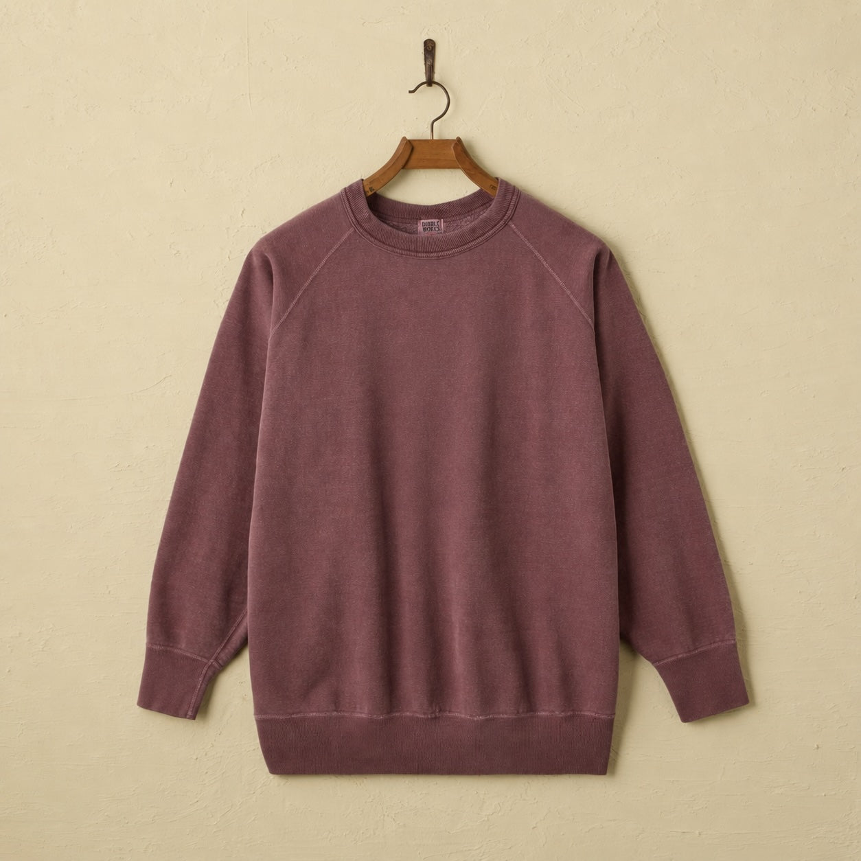 lot.83003PD FLATSEAMS RAGLAN SWEATSHIRT PIGMENT DYE(PD.BORDEAUX)